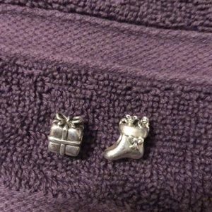 Pandora stocking and gift box charms